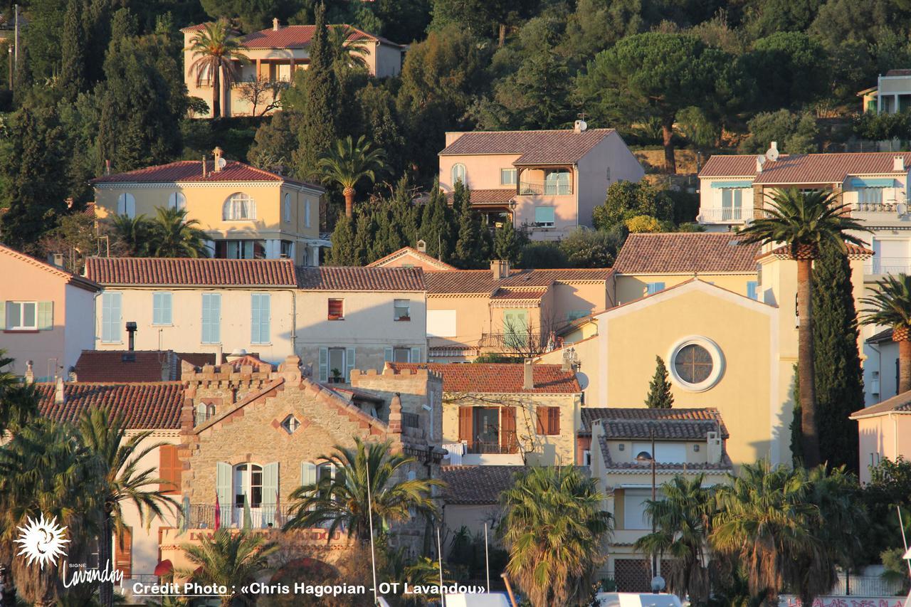 Anglade Hotel Le Lavandou Extérieur photo